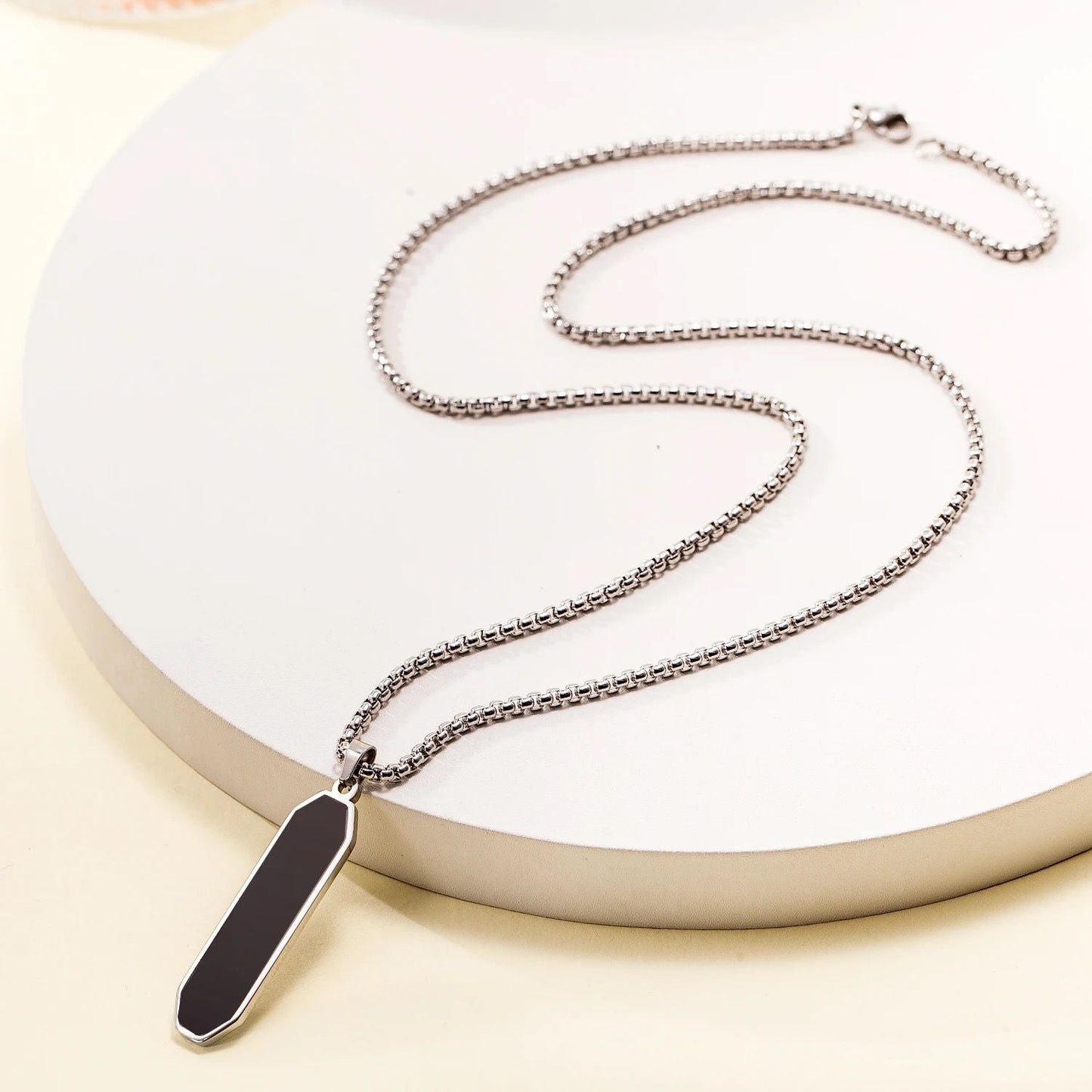 Cadou Pentru Ziua Fiului - Lănțișor Black Diamond Style