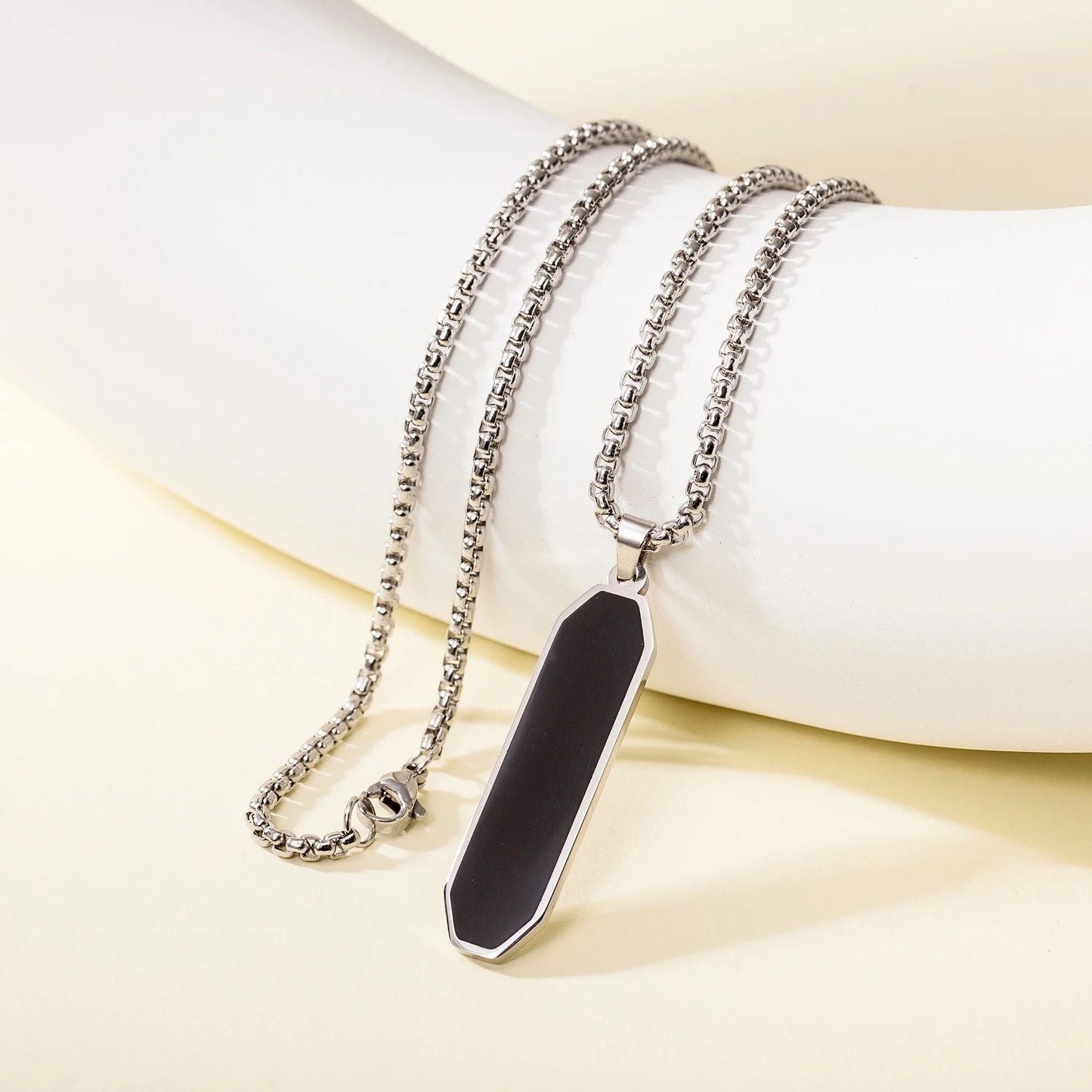 Cadou Pentru Ziua Fiului - Lănțișor Black Diamond Style