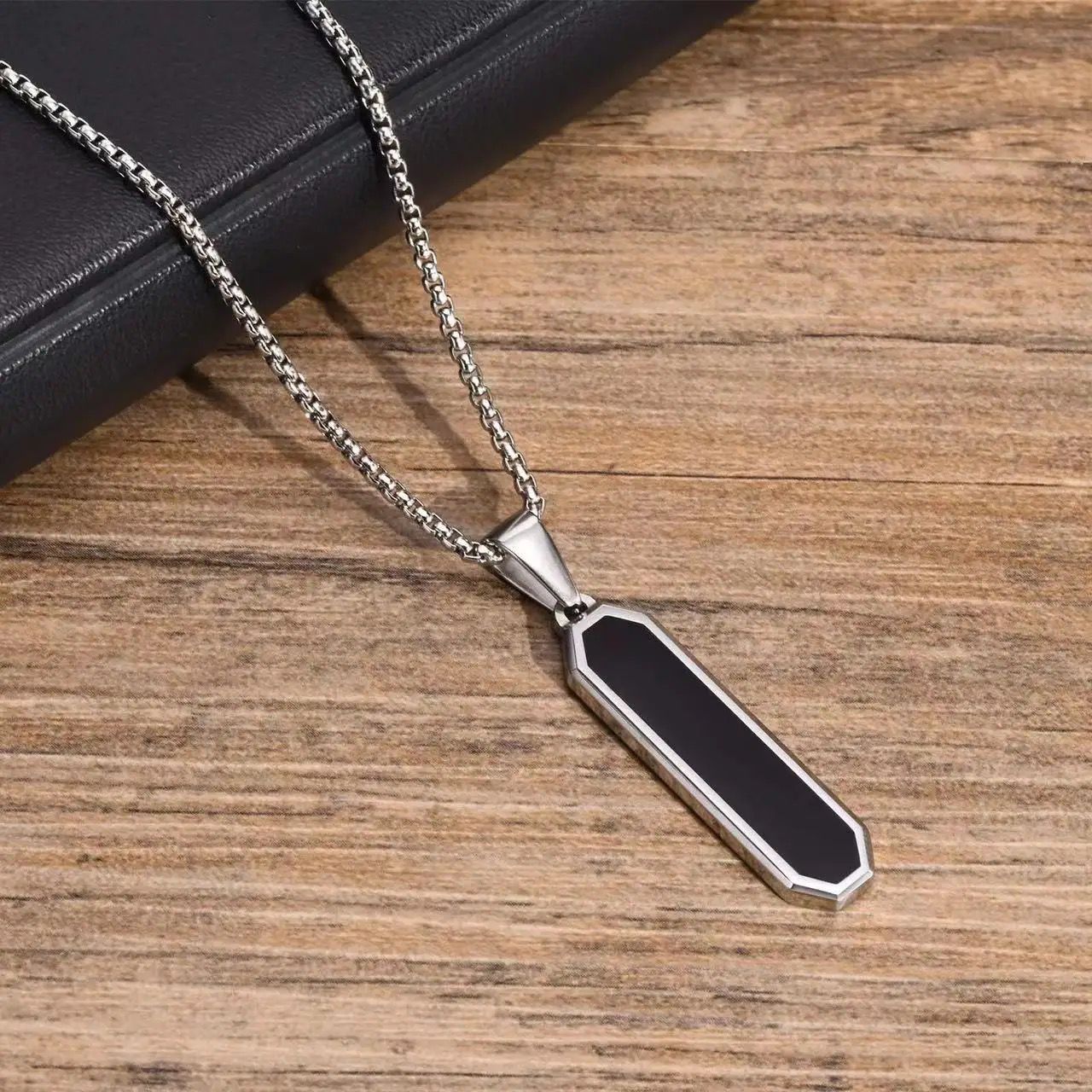 Cadou de Absolvire - Colier Black Diamond