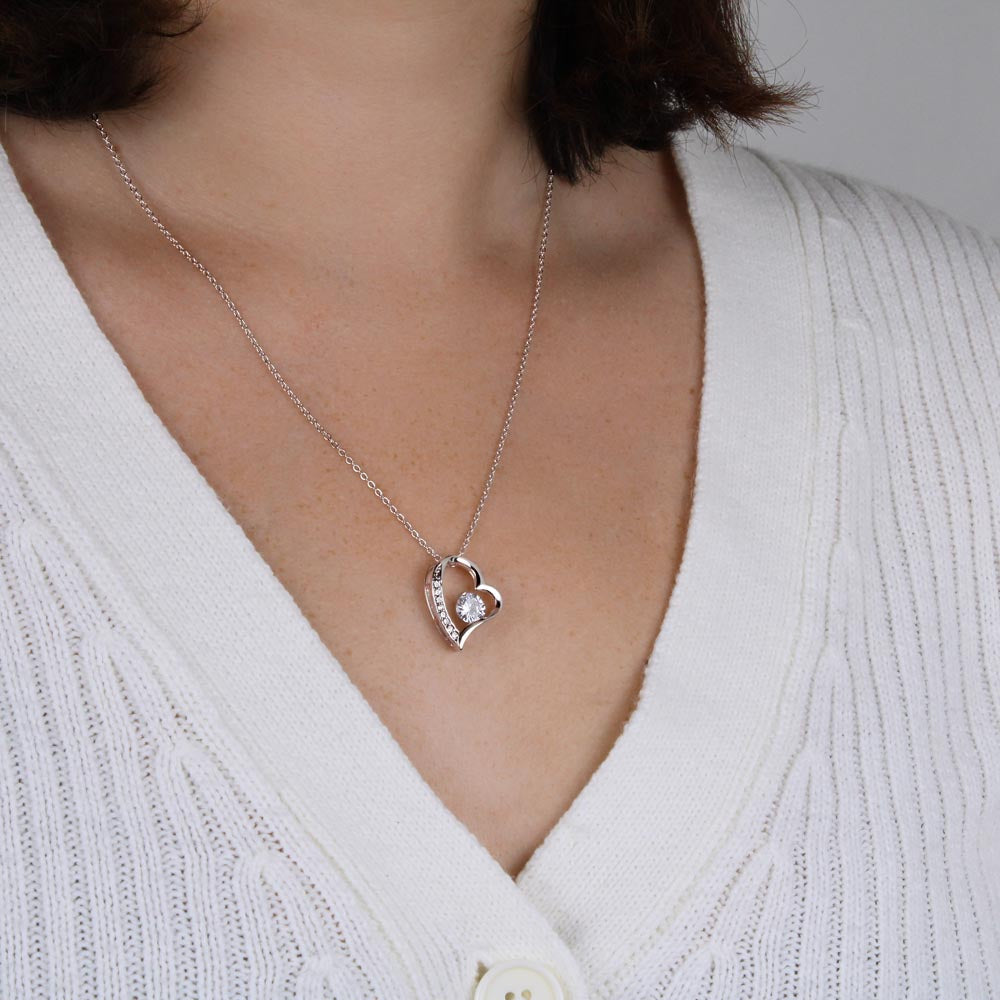Cadou pentru doamna Învățătoare - Colier Pure Heart