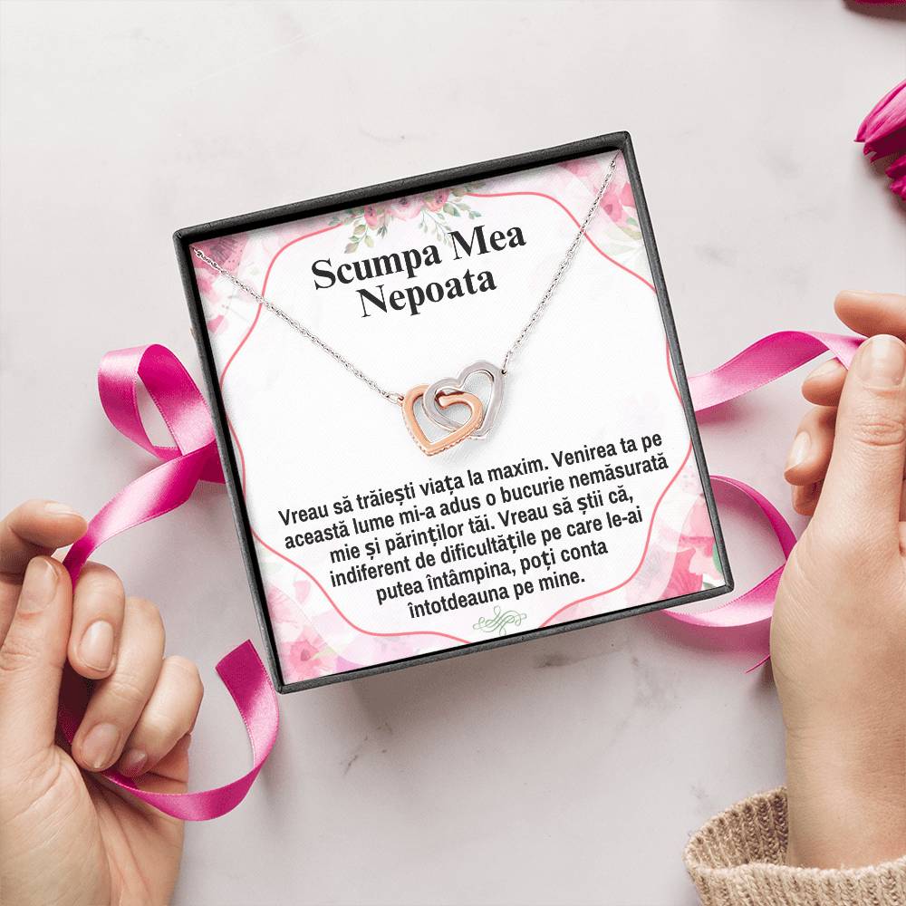 Cadou Personalizat Pentru Nepoata – Colier Inimi Pereche
