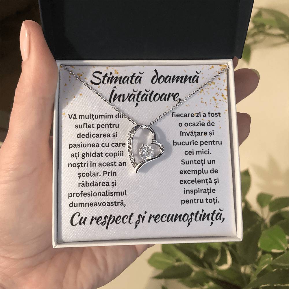 Cadou pentru doamna Învățătoare - Colier Pure Heart