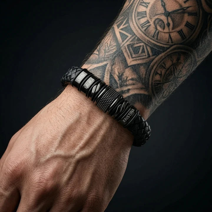 Brățară din Piele pentru Bărbați, Personalizată cu 4 Charm-uri Gravate cu Nume