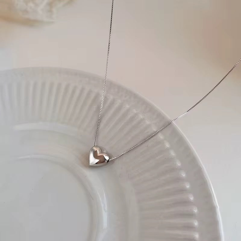 NOU 💥 Lănțișor Peach Heart – Cadou pentru Absolvire