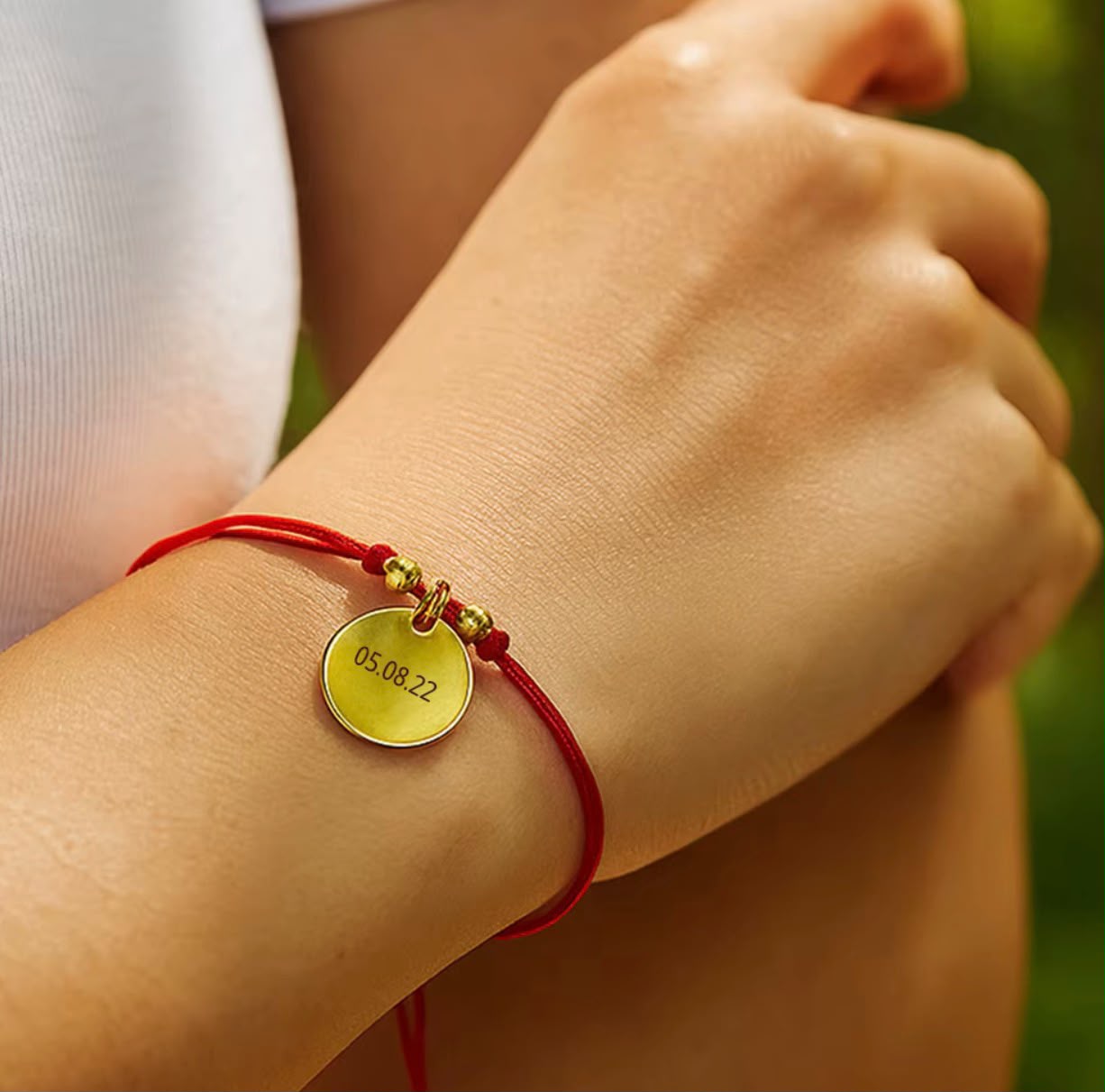 Brățară Șnur Roșu Personalizată – Bănuț Placat cu Aur 14K