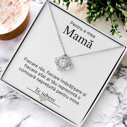 cadou lantisor gravat pentru mama